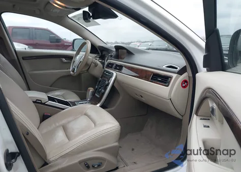 2012 Volvo Xc70 3.2/3.2 Platinum/3.2 Premier/3.2 Premier Plus z USA, uszkodzony, nr VIN YV4952BZ1C1129568